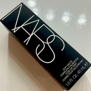NARS SOFT MATTE COMPLETE FOUNDATION